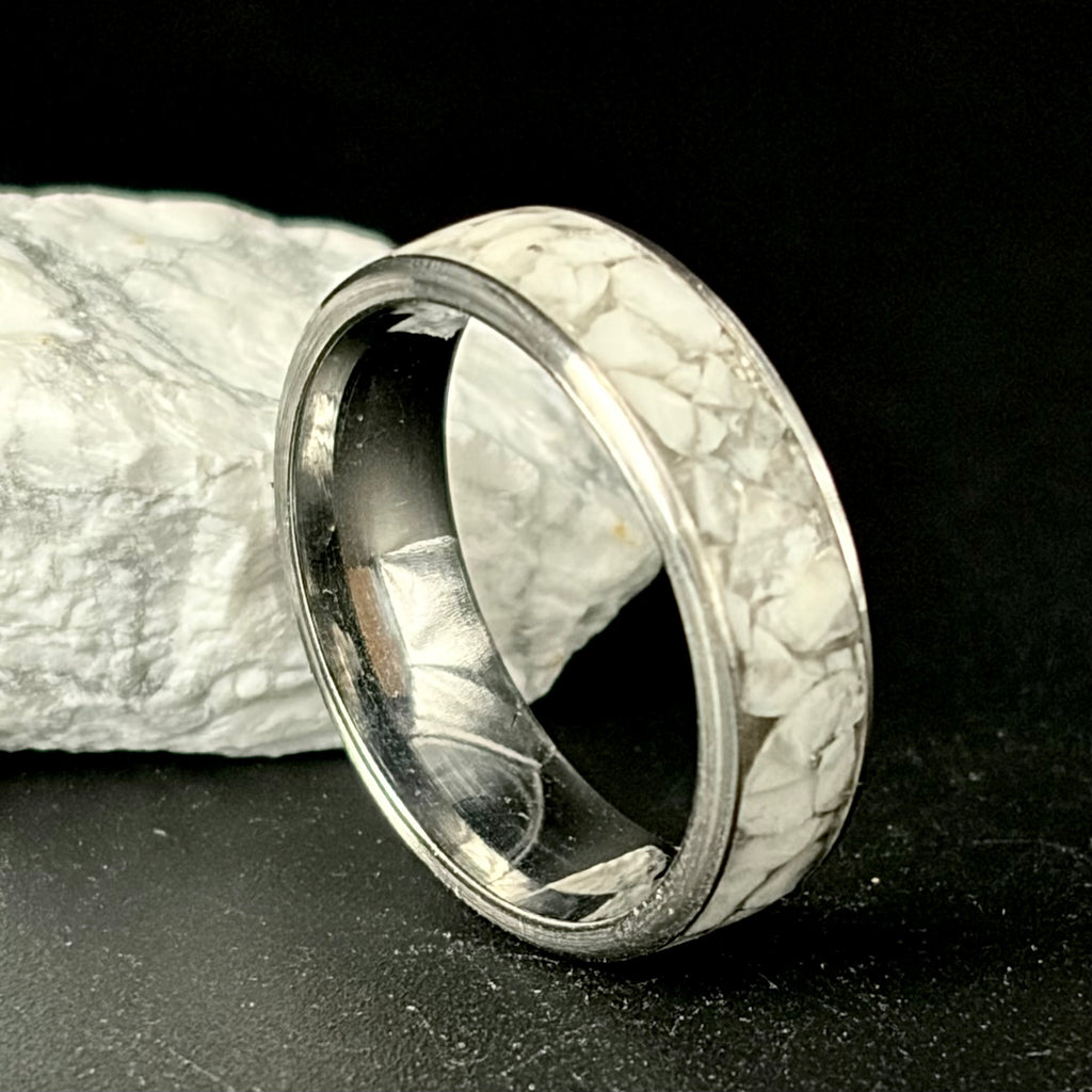Howlite