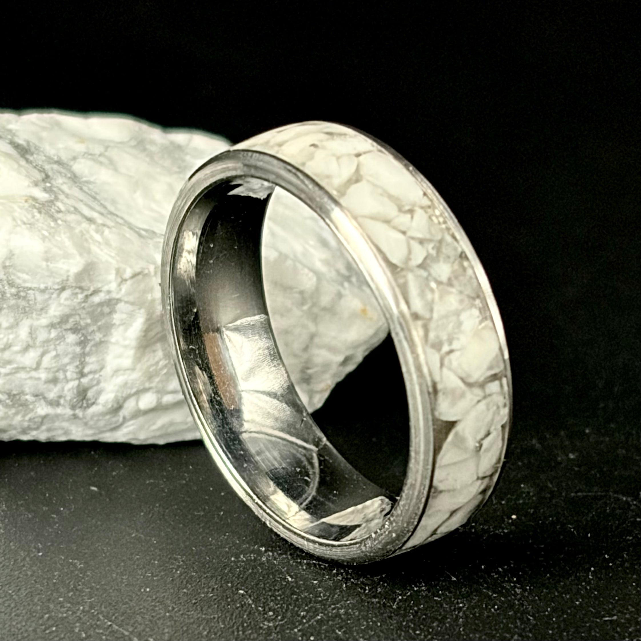 Howlite